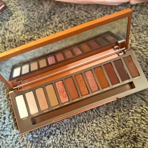 Urban decay naked heat palette